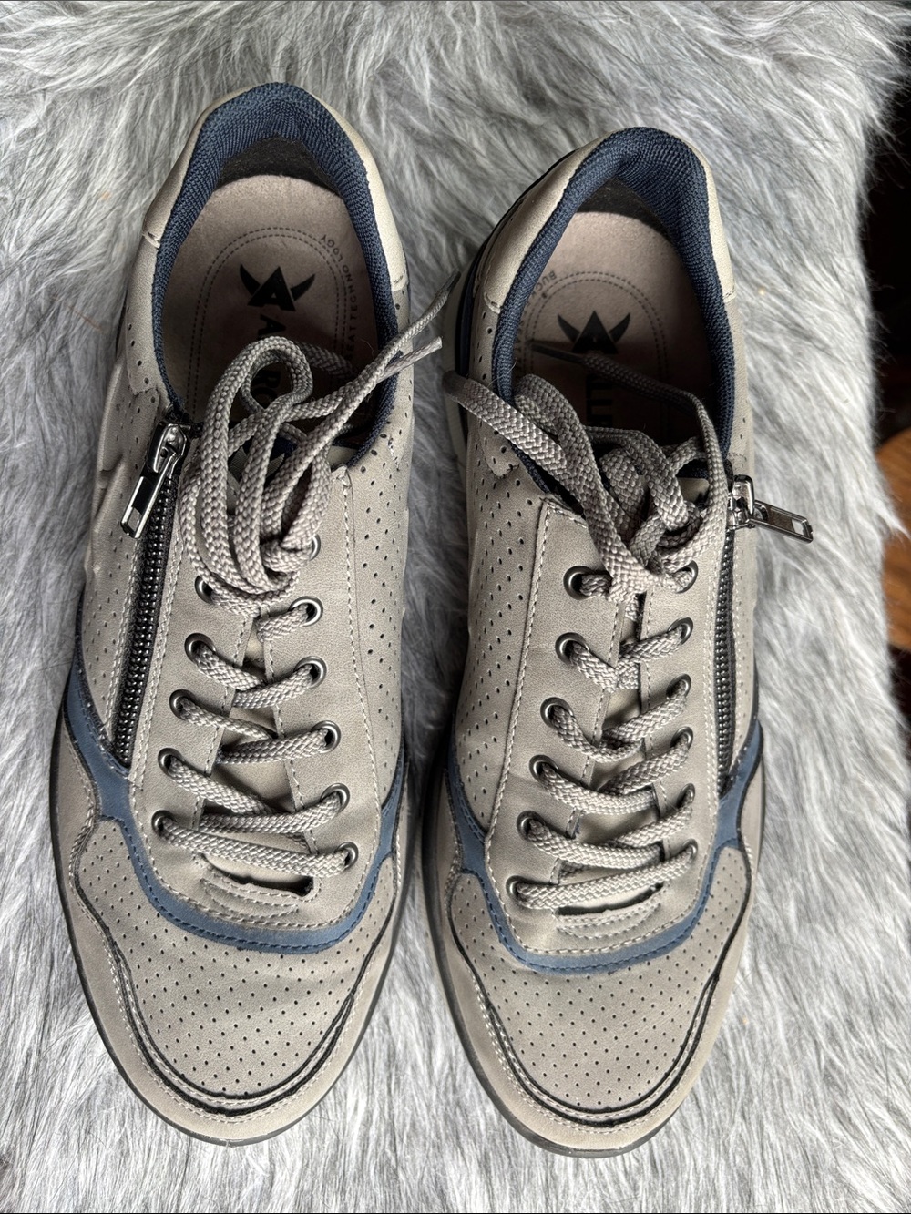 Allrounder Men's Casual Perforated Lace-Up Sneakers in Light Gray with Navy Trim